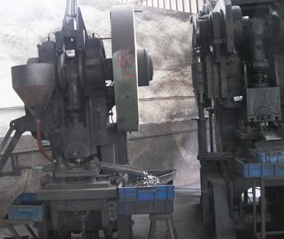 【粉末冶金改制的全自動沖床數臺,25-60T(圖)】價格_廠家_圖片 -